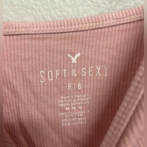 American Eagle Outfitters Ribbed Top in Soft Pink